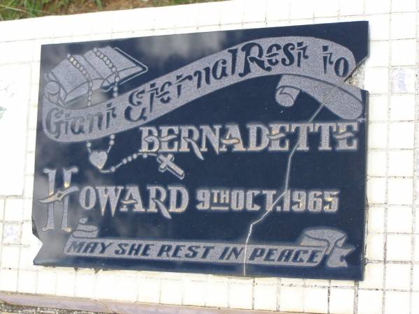 Bernadette HOWARD,  | died 9 Oct 1965;  | Howard cemetery, City of Hervey Bay  | 