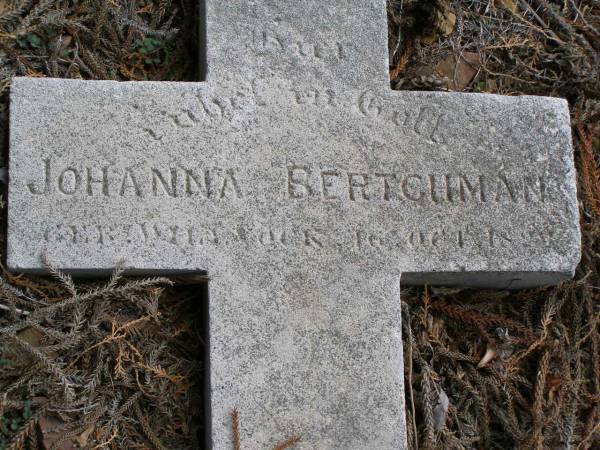 Johanna BERTCHMAN  | geb Win?ock 16 Oct 1829  | gest 11 Sept 1896  | Hoya Lutheran Cemetery, Boonah Shire  |   | 
