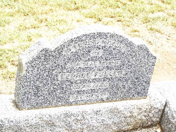 George FULLER,  | 1871 - 1941;  | Jandowae Cemetery, Wambo Shire  | 