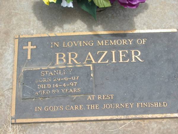 Stanley BRAZIER,  | born 29-6-07,  | died 14-4-97 aged 89 years;  | Jandowae Cemetery, Wambo Shire  | 