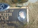 
Darren Keith WENHAM,
died 3-4-2004 aged 20 years;
partner of Kylie,
father of Sheralee, Dean & Coby,
son of Keith & Kayelene,
brother of Rebecca & Jason;
Jandowae Cemetery, Wambo Shire
