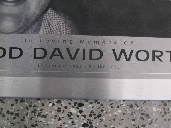 Todd David WORTH,  | 13 Jan 1985 - 3 June 2003;  | Kandanga Cemetery, Cooloola Shire  | 
