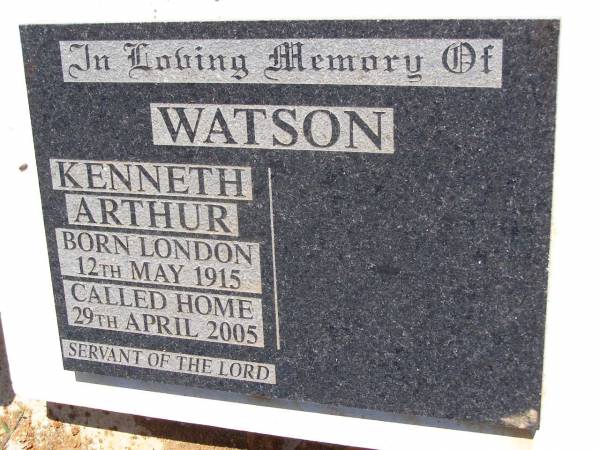 Kenneth Arthur WATSON,  | born London 12 May 1915,  | died 29 April 2005;  | Kandanga Cemetery, Cooloola Shire  | 