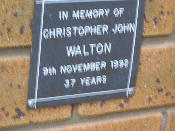 Christopher John WALTON  | d: 9 Nov 1992, aged 37  | Kenmore-Brookfield Anglican Church, Brisbane  | 
