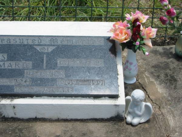 Iris Marie PETERS,  | 1918 - 1978;  | George PETERS,  | 1909 - 1991;  | Edith Alice TURNER,  | 1880 - 1954;  | Ernest Edward TURNER,  | 1881 - 1957;  | Kilkivan cemetery, Kilkivan Shire  | 