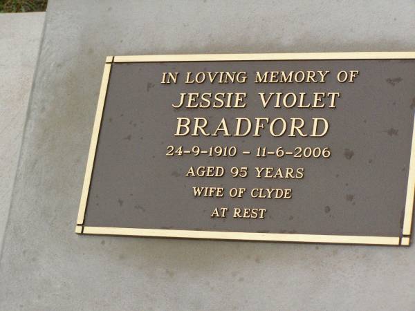 Jessie Violet BRADFORD,  | 24-9-1910 - 11-6-2006 aged 95 years,  | wife of Clyde;  | Killarney cemetery, Warwick Shire  | 