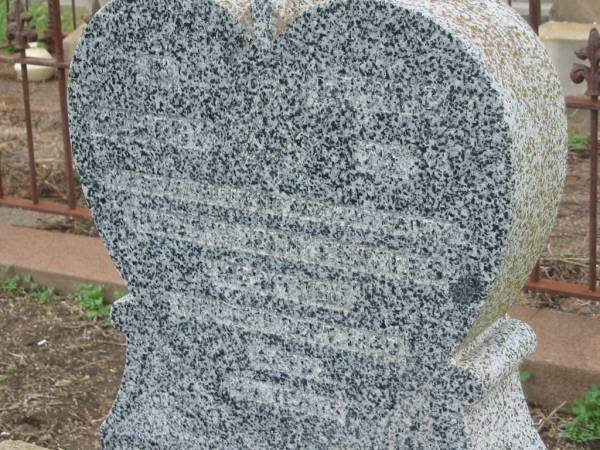 Hubert John Charles MCINTOSH,  | died 15 Sept 1949? aged 47? years;  | Killarney cemetery, Warwick Shire  | 