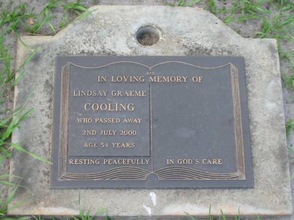 Lindsay Graeme COOLING,  | died 2 July 2000 aged 54 years;  | Lawnton cemetery, Pine Rivers Shire  | 