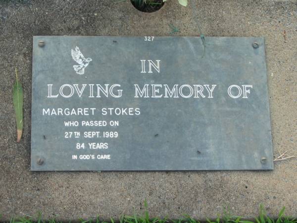 Margaret STOKES,  | died 27 Sept 1989 aged 84 years;  | Lawnton cemetery, Pine Rivers Shire  | 