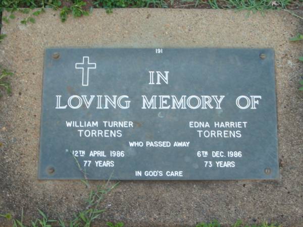 William Turner TORRENS,  | died 12 April 1986 aged 77 years;  | Edna Harriet TORRENS,  | died 6 Dec 1986 aged 73 years;  | Lawnton cemetery, Pine Rivers Shire  | 