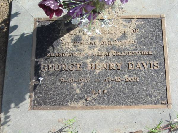 father grandfather great-grandfather George Henry DAVIS 9-10-1917 - 17-12-2001;  | Logan Village Cemetery, Beaudesert  | 