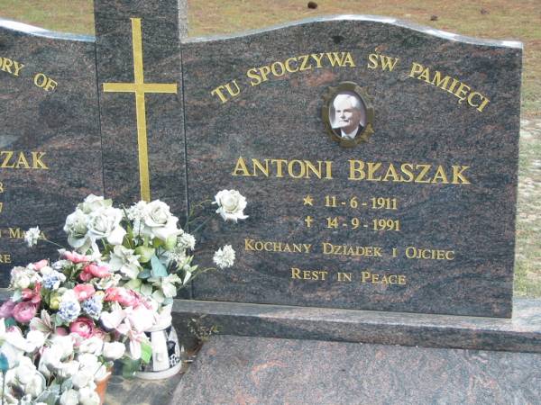 Anna BLASZAK, 13-12-1928 - 8-12-1997;  | Antoni BLASZAK, 11-6-1911 - 14-9-1991;  | Logan Village Cemetery, Beaudesert  | 