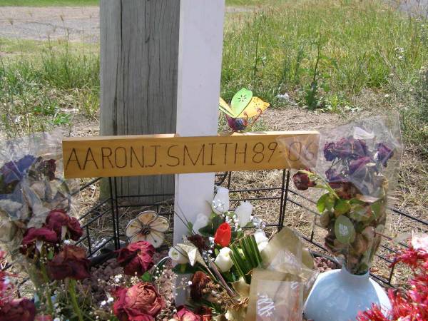 Aaron J. SMITH, 89 - 06;  | Roadside, corner Tallegalla Rd & Warrego Highway,  | Minden, Esk Shire  | 
