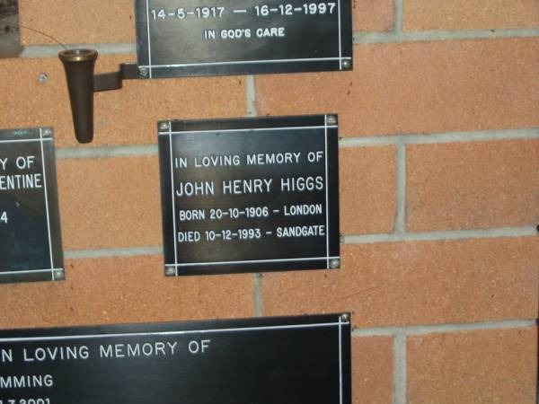 John Henry HIGGS,  | born 20-10-1906 London,  | died 10-12-1993 Sandgate;  | Lower Coomera cemetery, Gold Coast  | 