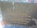 Richard Alfred BRADDICK accidentally killed 22 Jun 1977, aged 26 (son of Robert and Margaret, brother of Margaret, Robert, Martin) Lowood General Cemetery  