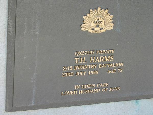 T H HARMS  | 23 Jul 1996, aged 72  | (husbaned of June)  | Lowood General Cemetery  |   | 