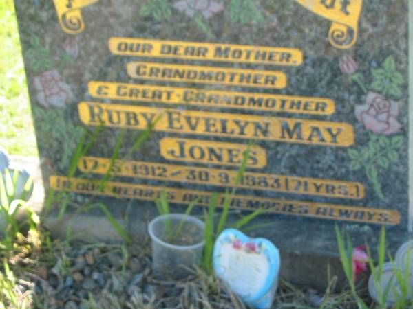 Ruby Evelyn May JONES  | 17 May 1912, d: 30 Sep 1983, aged 71  | Lowood General Cemetery  |   | 