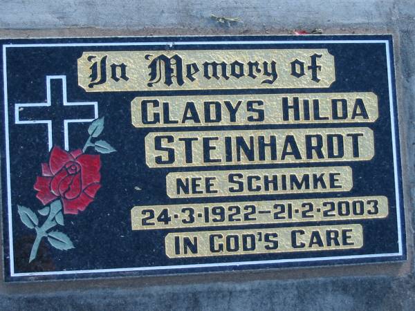 Gladys Hilda STEINHARDT nee SCHIMKE, 24-3-1922 - 21-2-2003;  | Lowood Trinity Lutheran Cemetery (Bethel Section), Esk Shire  | 