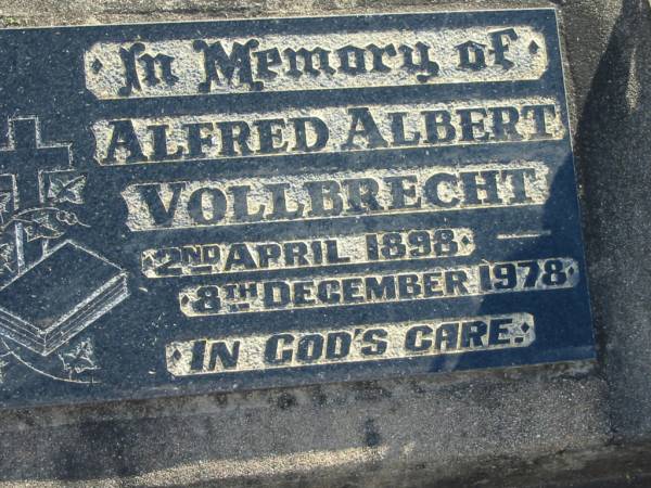 Alfred Albert VOLLBRECHT, 2 April 1898 - 8 December 1978;  | Lowood Trinity Lutheran Cemetery (Bethel Section), Esk Shire  | 