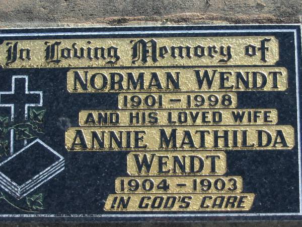 Norman WENDT, 1901-1998;  | Annie Mathilda WENDT, 1904-1903?, wife;  | Lowood Trinity Lutheran Cemetery (Bethel Section), Esk Shire  | 