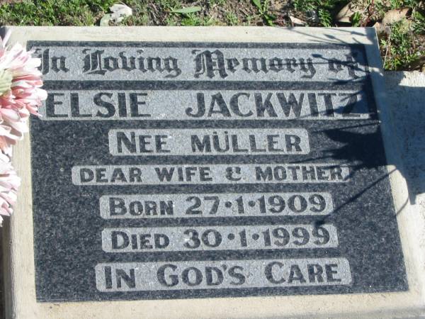 Elsie JACKWITZ, nee MULLER, born 27-1-1909 died 30-1-1999, wife mother;  | Lowood Trinity Lutheran Cemetery (St Mark's Section), Esk Shire  | 