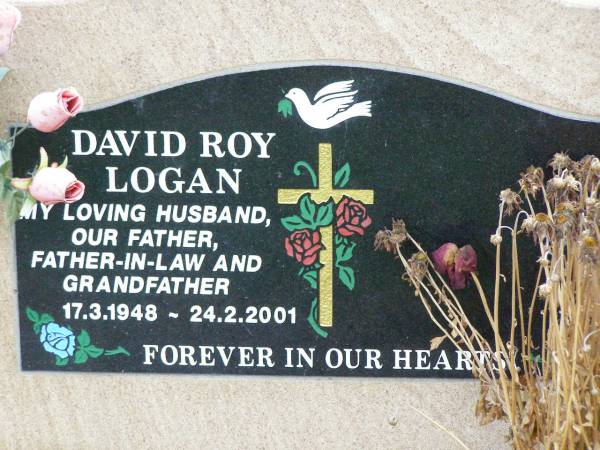 David Roy LOGAN,  | husband father father-in-law grandfather,  | 17-3-1948 - 24-2-2001;  | Ma Ma Creek Anglican Cemetery, Gatton shire  | 