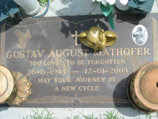 Gustav August MATHOFER,  | 26-11-1944 - 12-01-2004;  | Maclean cemetery, Beaudesert Shire  | 