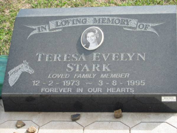 Teresa Evelyn STARK,  | 12-2-1973 - 3-8-1995;  | Marburg Lutheran Cemetery, Ipswich  | 