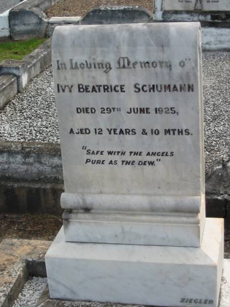 Ivy Beatrice SCHUMANN,  | died 29 June 1925 aged 12 years 10 months;  | Marburg Lutheran Cemetery, Ipswich  | 