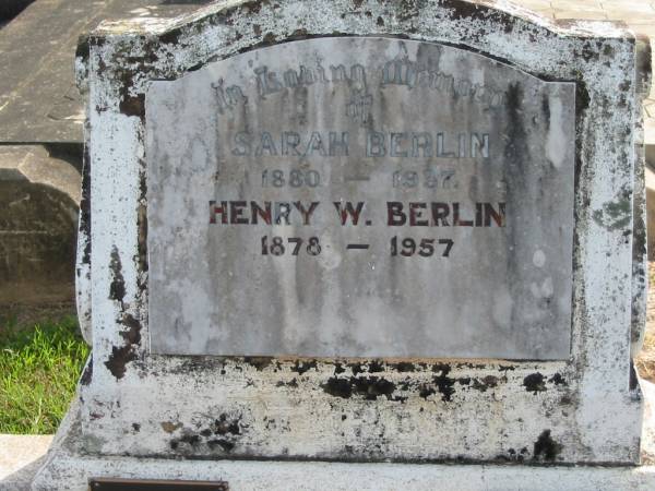 Sarah BERLIN, 1880 - 1937;  | Henry W. BERLIN, 1878 - 1957;  | Robert G. STANWAY, father pa,  | 28-12-1909 - 5-4-1992 aged 82 years;  | Lilly P. STANWAY, wife mother nanna,  | 24-3-18 - 18-11-90 aged 72 years;  | Marburg Lutheran Cemetery, Ipswich  | 