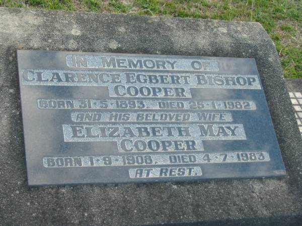 Clarency Egbert Bishop COOPER,  | born 31-5-1893 died 25-1-1982;  | Elizabeth May COOPER, wife,  | born 1-9-1908 died 4-7-1983;  | Marburg Lutheran Cemetery, Ipswich  | 