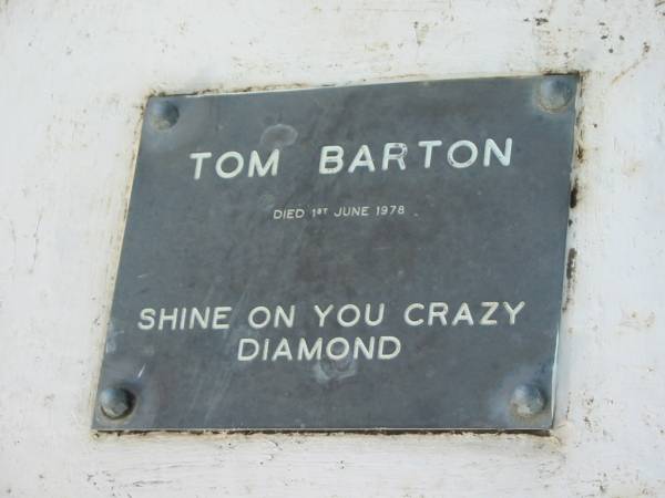 Tom BARTON,  | died 1 June 1978;  | Marburg Lutheran Cemetery, Ipswich  | 