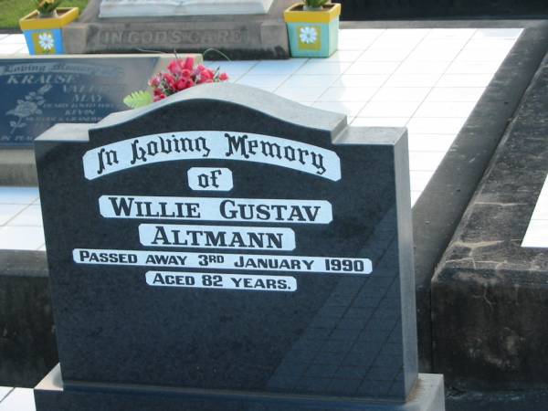 Willie Gustav ALTMANN,  | died 3 Jan 1990 aged 82 years;  | Marburg Lutheran Cemetery, Ipswich  | 