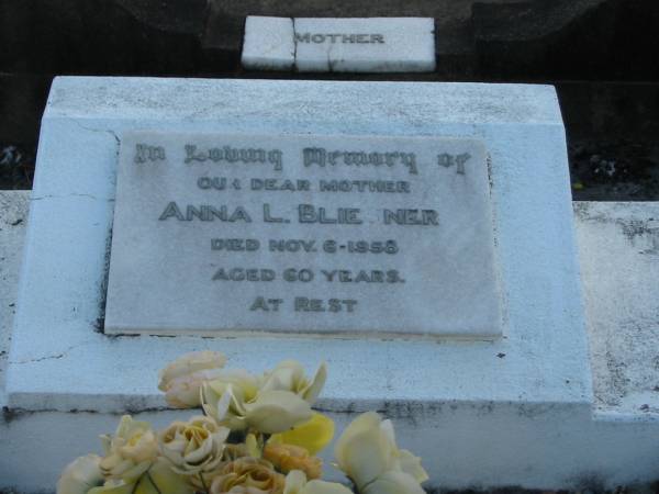 Anna L. BLIESNER, mother,  | died 6 Nov 1958 aged 60 years;  | Marburg Lutheran Cemetery, Ipswich  | 