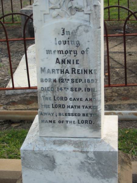 Annie Martha REINKE,  | born 12 Sept 1897 died 14 Sept 1911;  | Marburg Lutheran Cemetery, Ipswich  | 