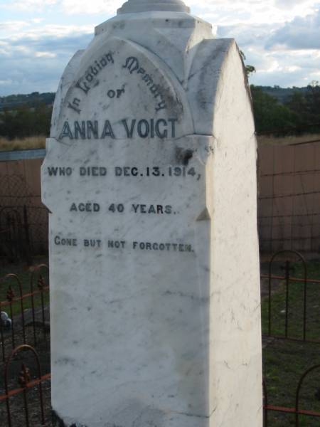 Anna VOIGT,  | died 13 Dec 1914 aged 40 years;  | Marburg Lutheran Cemetery, Ipswich  | 