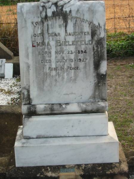 Emma BIELEFELD, daughter,  | born 23 Nov 1894 died 3 July 1927;  | Marburg Lutheran Cemetery, Ipswich  | 