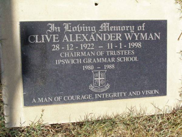 Clive Alexander WYMAN,  | 28-12-1922 - 11-1-1998,  | chairman Ipswich Grammar School;  | Woodlands cemetery, Marburg, Ipswich  | 