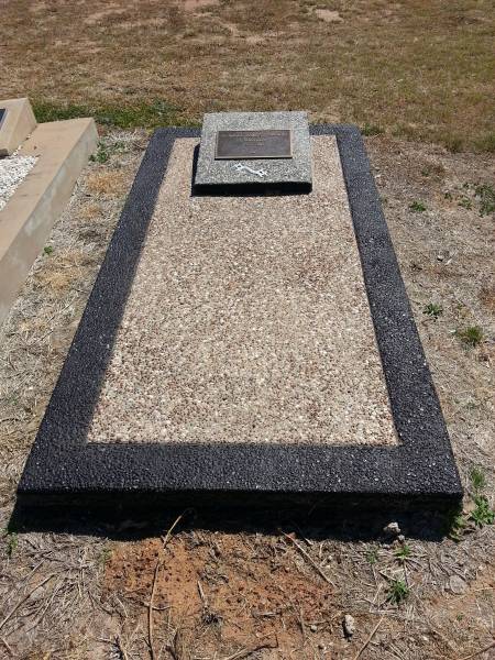 Neville Amos FRANCIS  | of Yambulla  | b: 1929  | d: 2012  |   | Meandarra cemetery  | Copyright Dr Matt Barton  | 