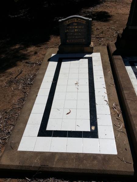 Fanny R LAXTON  | d: 22-Feb-1959, aged 87  |   | Meandarra cemetery  | Copyright Dr Matt Barton  | 