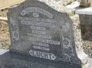 
Christian LUCHT,
husband father,
1875 - 1941;
Emma Elizabeth LUCHT,
mother,
1875 - 1944;
Meringandan cemetery, Rosalie Shire
