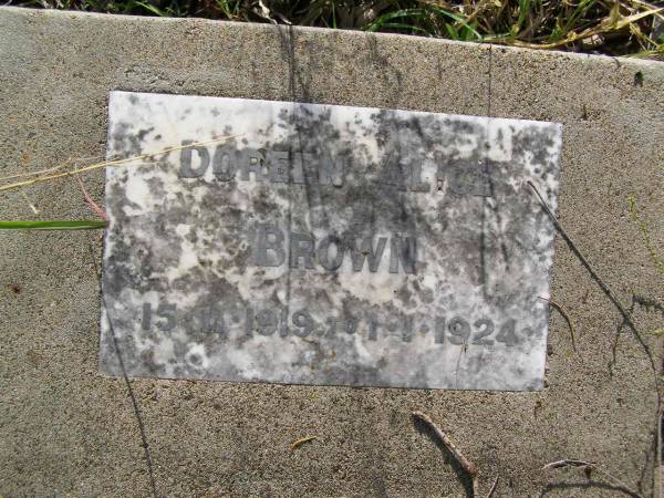 Doreen Alice BROWN,  | 15-11-1919 - 1-1-1924;  | Milbong General Cemetery, Boonah Shire  | 