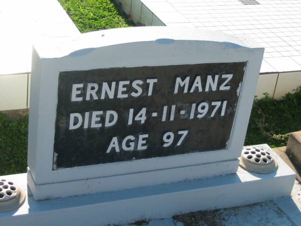 Ernest MANZ  | 14 Nov 1971, aged 97  | Minden Zion Lutheran Church Cemetery  | 