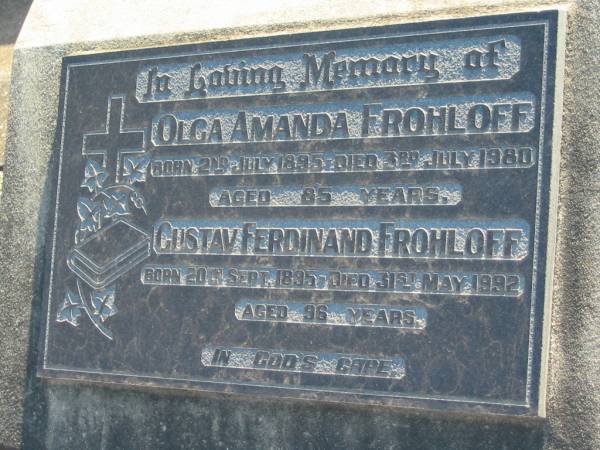 Olga Amanda FROHLOFF  | b: 2 Jul 1895, d: 3 Jul 1980, aged 85  | Gustav Ferdinand FROHLOFF  | b: 20 Sep 1895, d: 31 May 1992, aged 96  | Minden Zion Lutheran Church Cemetery  | 