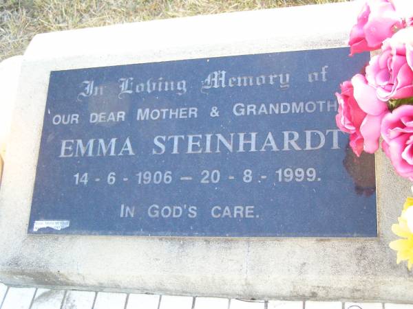 Emma STEINHARDT, mother grandmother,  | 14-6-1906 - 20-8-1999;  | St Johns Evangelical Lutheran Church, Minden, Esk Shire  | 