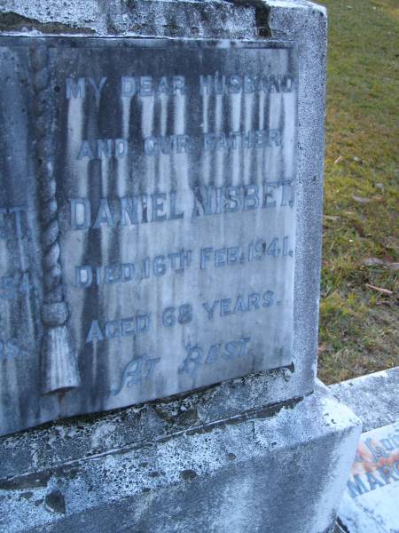 Janet NISBET,  | mother,  | died 10 Nov 1954 aged 77 years;  | Daniel NISBET,  | husband father,  | died 16 Feb 1941 aged 68 years;  | Jessie Wishart NISBET,  | died 18 Aug 1993 aged 82 years;  | Margaret McAinsh NISBET,  | died 6 Dec 1995 aged 87 years;  | Mooloolah cemetery, City of Caloundra  |   | 