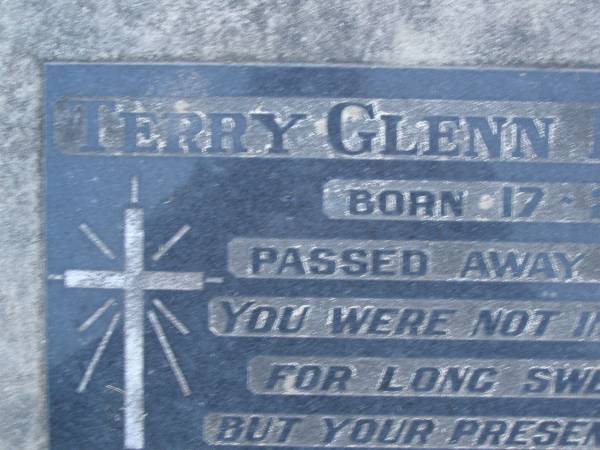 Terry Glenn LINWOOD,  | born 17-2-1984,  | died 6-7-1985;  | Mooloolah cemetery, City of Caloundra  |   | 