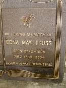 Ronald TRUSS, born 31-3-1926, died 22-2-1996; Edna May TRUSS, born 27-2-1928, died 17-8-2004; Mooloolah cemetery, City of Caloundra 