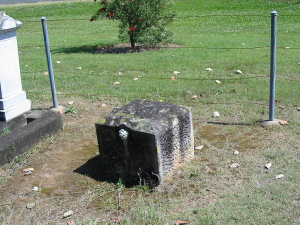 Moore-Linville general cemetery, Esk Shire  | 