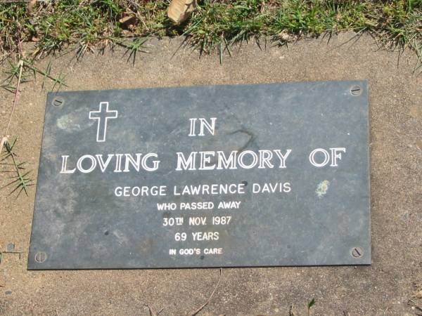 George Lawrence DAVIS,  | died 30 Nov 1987 aged 69 years;  | Moore-Linville general cemetery, Esk Shire  | 
